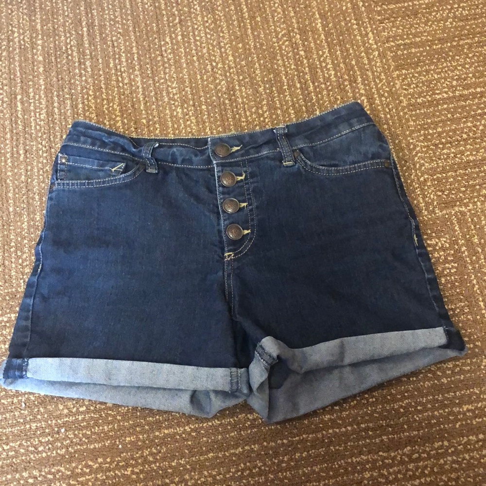 Vintage high waisted shorts